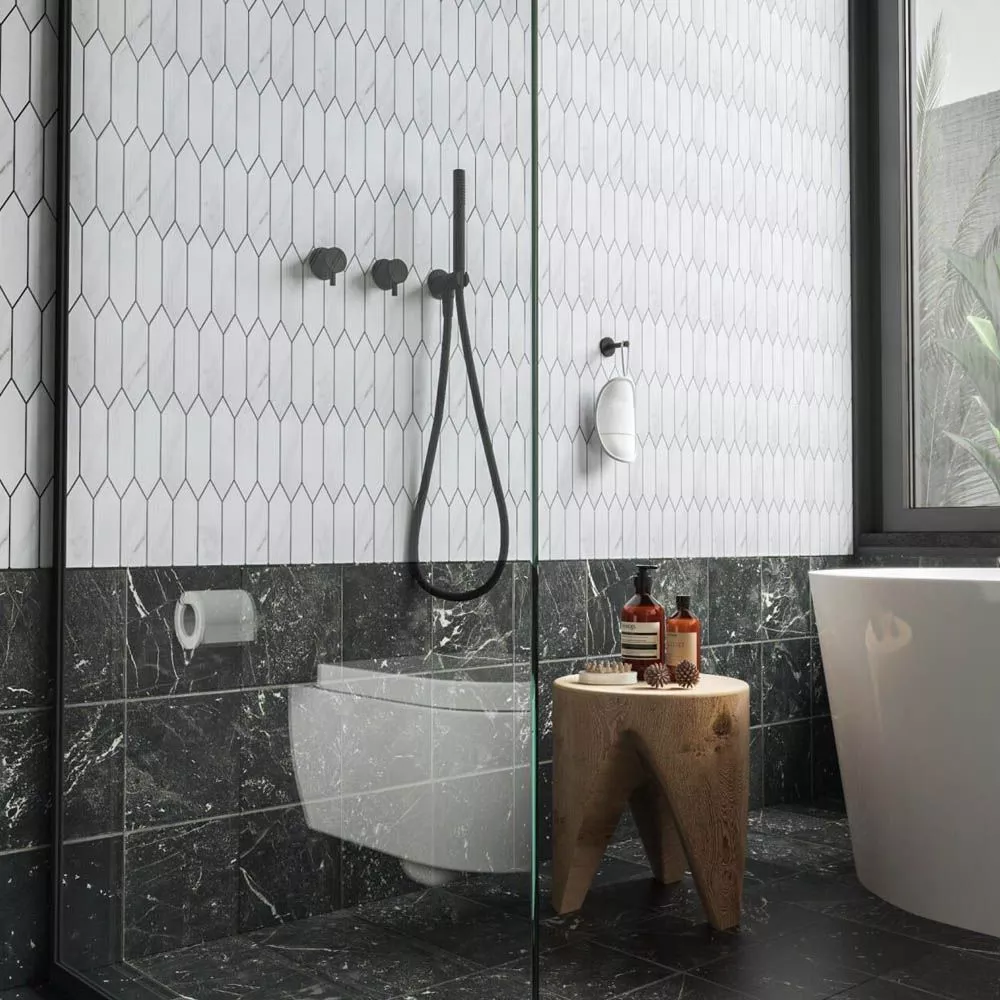 ROYAL CARRARA мозаика 257,5*313мм (чип 48*195*6мм) (1уп/18шт)